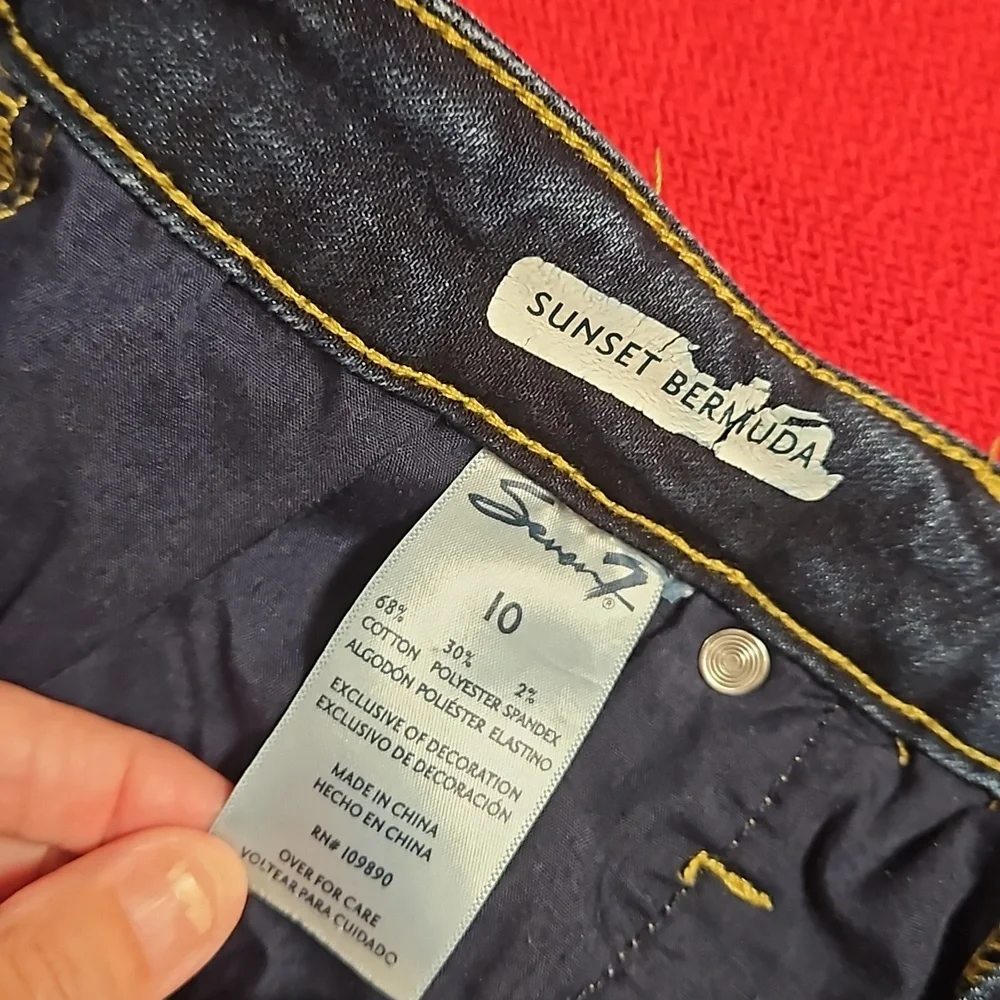 Seven7 sunset bermuda denim shorts dark Deming size 10 EUC